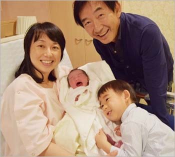 石田純一の妻 東尾理子が第2子の女の子を出産 2人目の子供誕生をブログで報告 今日の最新芸能ゴシップニュースサイト 芸トピ