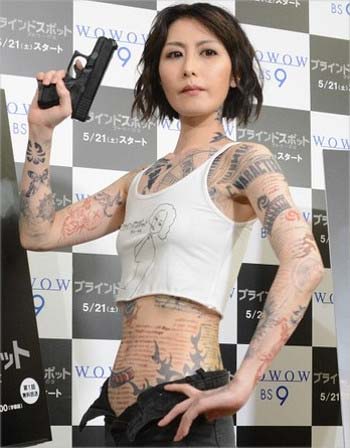 【土屋アンナ子供の父親】4人目の父親は誰 ...