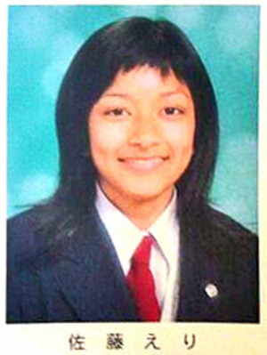 ローラ卒アル写真