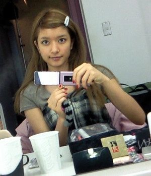 ローラが過去に公開したスッピン写真