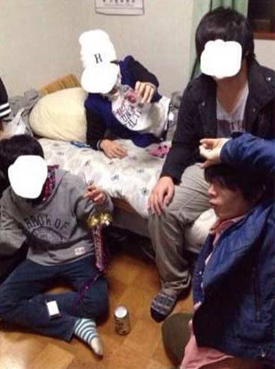 小林瑞生 飲酒写真