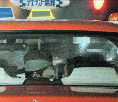 石田純一の娘・すみれ　ツーショットキス写真3