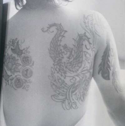 美奈子　タトゥー写真