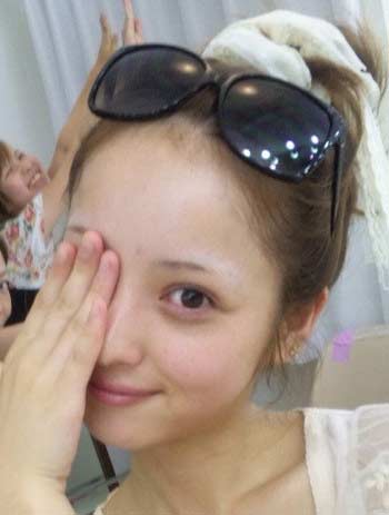 佐々木希　スッピン写真３