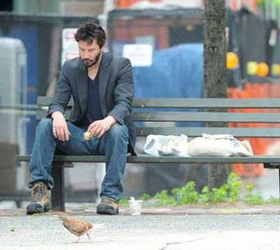 キアヌ・リーブス ぼっち カッコいい