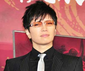 Gacktの身長判明でサバ読みがバレた 180cmは大嘘で実際は170cm台 嵐の櫻井翔 キスマイの北川宏光も背が低い 今日の最新芸能ゴシップニュースサイト 芸トピ