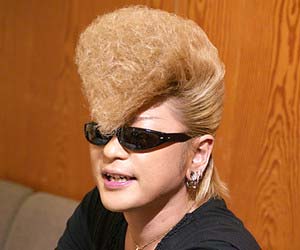 氣志團のボーカル・綾小路翔