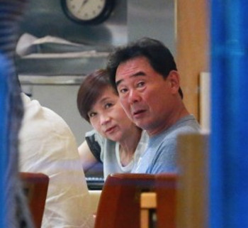 東尾修と小林順子の写真