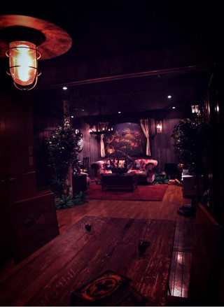 セカオワハウス内部のリビング5