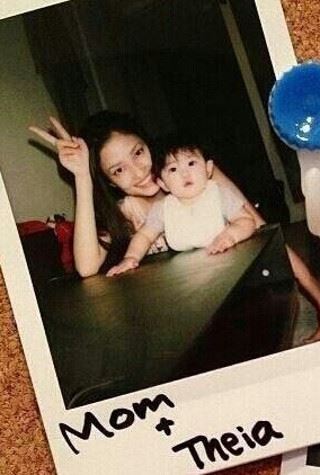 黒木メイサと娘の写真