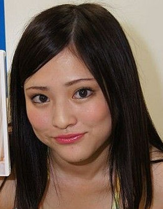 生田若菜がグラドル時代の画像