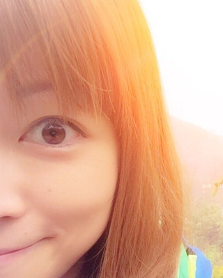 吉澤ひとみの自撮り画像