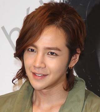 チャングンソクがロン毛の画像