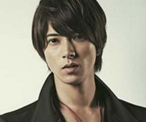 山下智久とドリー・ヘミングウェイ