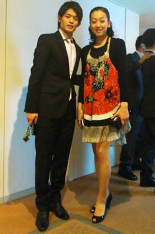 フィギュアスケート浅田真央選手の私服がダサイと話題の画像