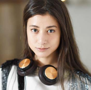 マリエが髪の毛切る前