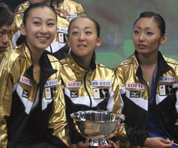 浅田舞、安藤美姫、浅田真央の画像2