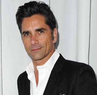 フルハウスのジェシーおじさん　ジョン・ステイモス