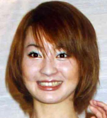 新山千春が整形前2