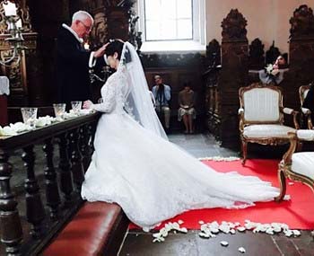 小出由華　ウゴウゴルーガ　ルーガちゃん　結婚式