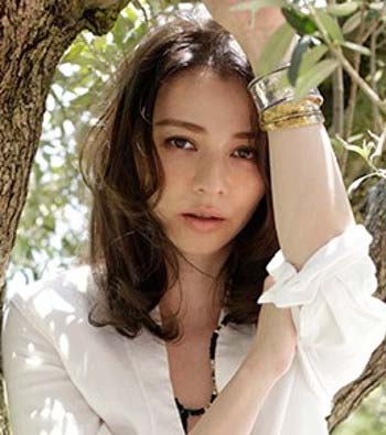 香里奈　GINGER復帰イメージチェンジ