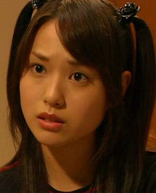 藤原竜也が主演の実写映画『デスノート』で弥海砂を演じた戸田恵梨香