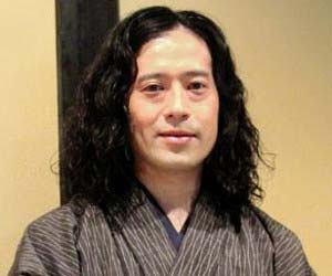 芥川賞受賞のピースの又吉直樹