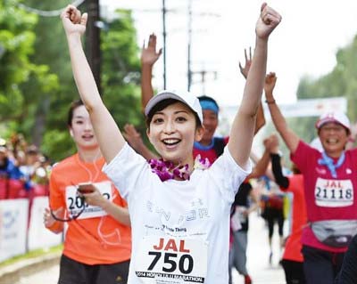 ELT持田香織がホノルルマラソンでフルマラソン完走