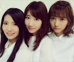 フレンチ・キスの倉持明日香、柏木由紀、高城亜樹