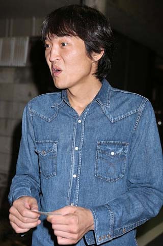 『フライデー』の直撃取材を受けた千原ジュニア