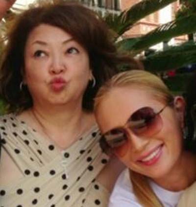 浜崎あゆみと母親のツーショット