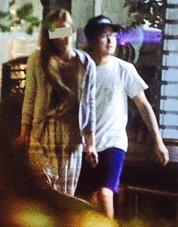 岩盤浴施設から出てきた嵐の大野智と夏目鈴?