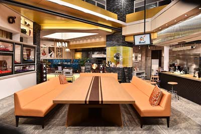 TBSの新音楽番組「Momm!!」番組セット