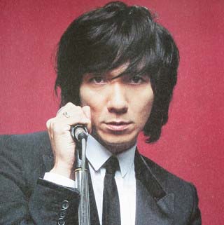 元イエモンのボーカル・吉井和哉