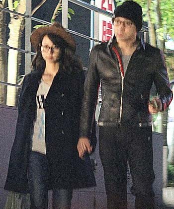 山本耕史と堀北真希のツーショット