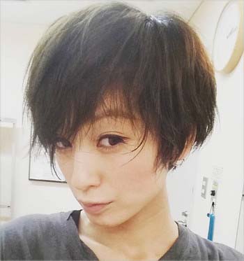 ショートカットにイメチェンした西山茉希