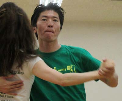長井秀和のダンス姿1枚目