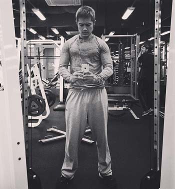 押尾学の自撮りジム