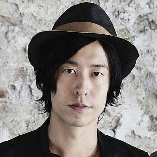 ストレイテナーのボーカル・ホリエアツシ