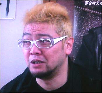 プロレスラーのハヤブサこと江崎英治の素顔