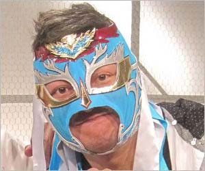 プロレスラーのハヤブサこと江崎英治