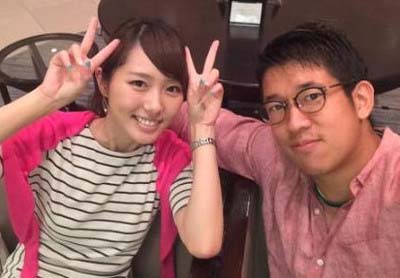 Jリーグ・サガン鳥栖のGK林彰洋選手と婚約者の広村美つ美のツーショット写真