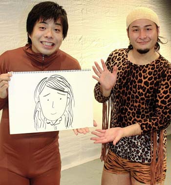 自分で描いた妻の似顔絵を手に結婚を公表したバンビーノの藤田裕樹(左)と、相方の石山大輔