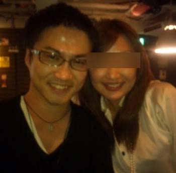 ネット上に流出している乙武洋匡の不倫交際相手?とのツーショット写真5枚目