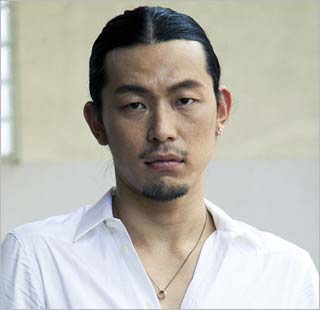 YOUの元彼氏で『Dragon Ash』のダンサー・ATSUSHI