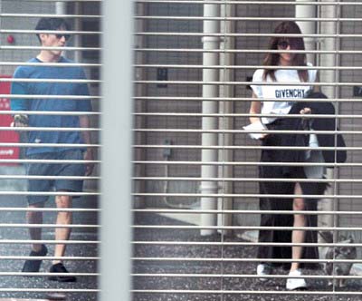 伊勢谷友介と森星のツーショット写真