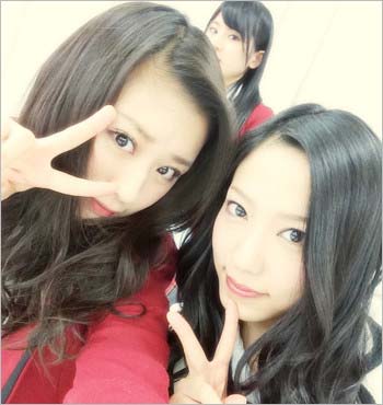 NMB48木下春奈と室加奈子のツーショット写真
