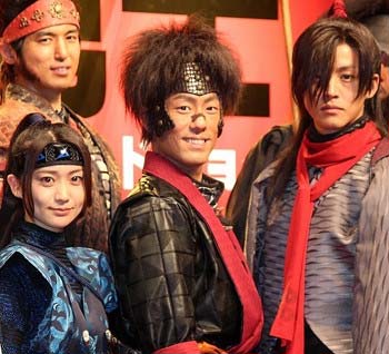 映画『真田十勇士』出演の大島さん、中村勘九郎さん、松坂桃李さん