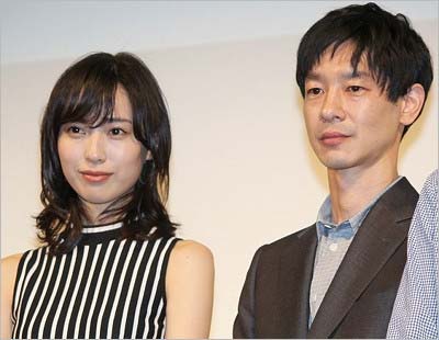 WOWOWのドラマ『この街の命に』で再共演した戸田恵梨香と加瀬亮