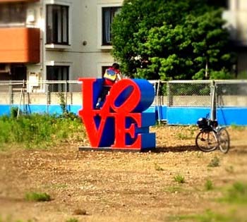 ロバート・インディアナのLOVE